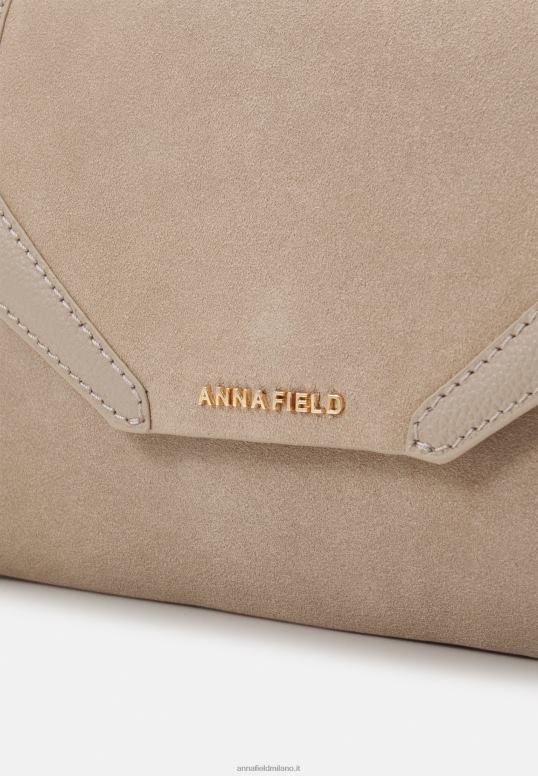 TX2DF2415 donne Anna Field pochette in pelle tortora