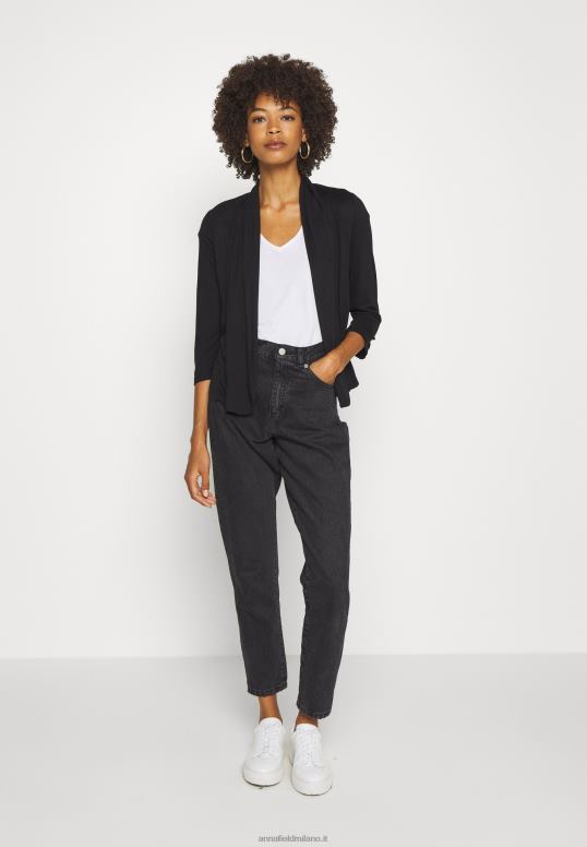 TX2DF261 donne Anna Field t-shirt basic con scollo a V e spalle basse, confezione da 2, nera/bianca